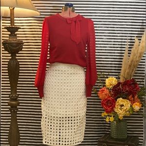 Skirt color white really very nice